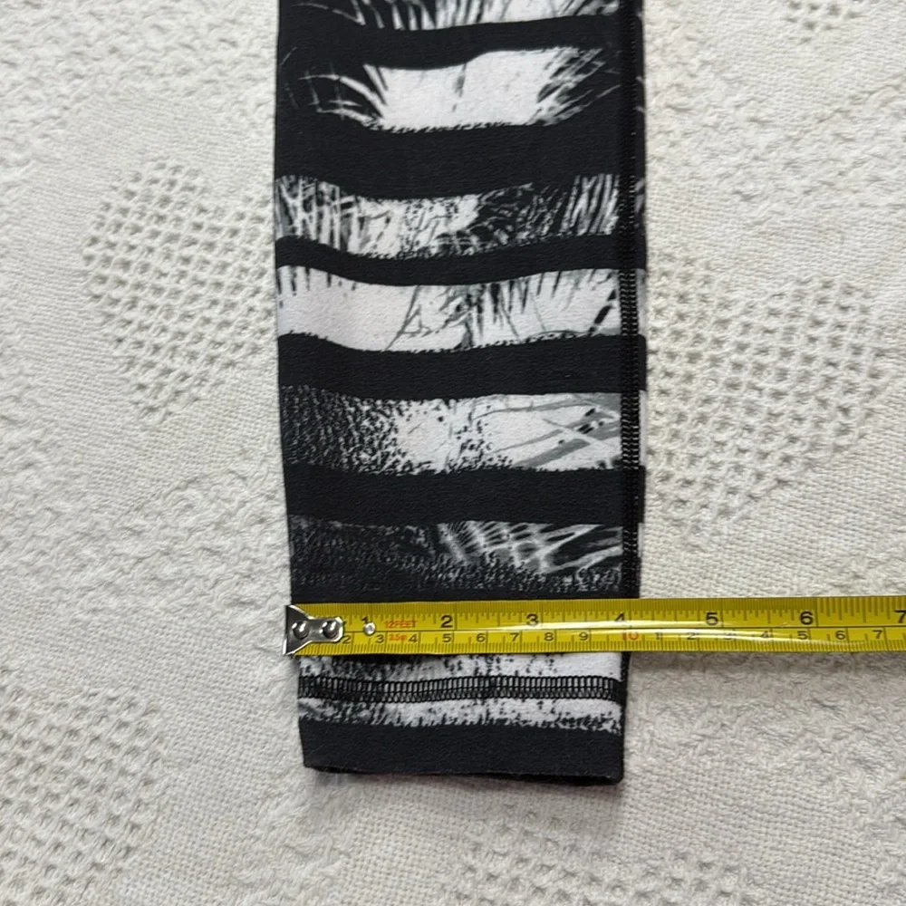 lululemon athletica size womens